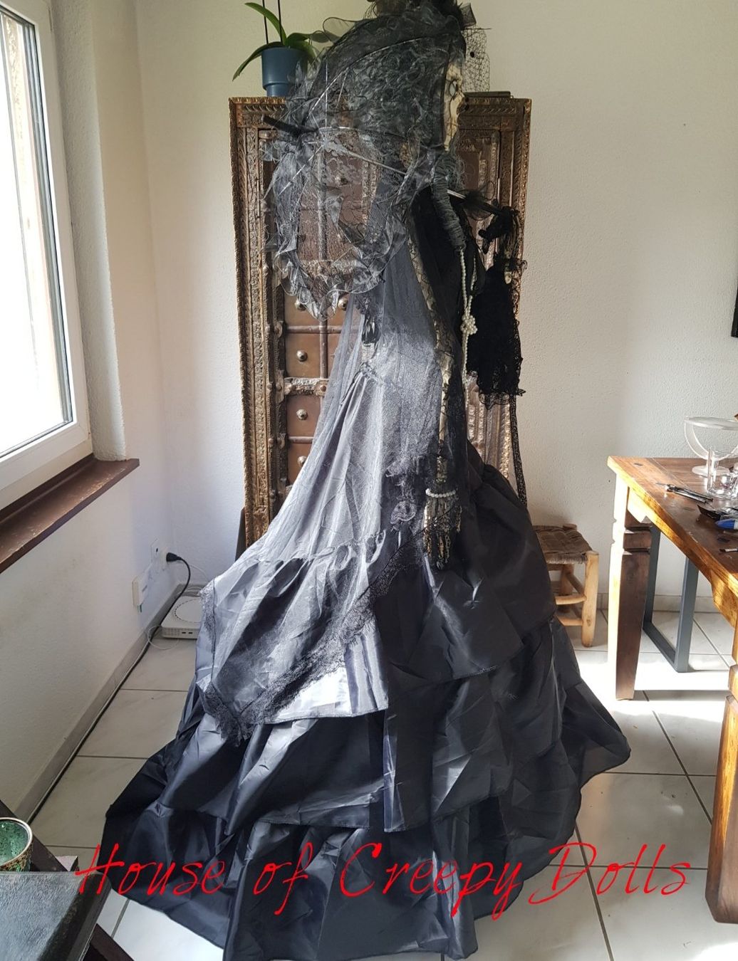 Tutte le decorazioni: HORROR/ HALLOWEEN / SKELETT / BAROCK DAME – Nuovo (secondo la descrizione) da Root venduto da LifestyleAccessoires 4
