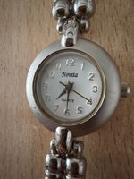 Novita Damen Uhr Quartz Stahl guter Zustand