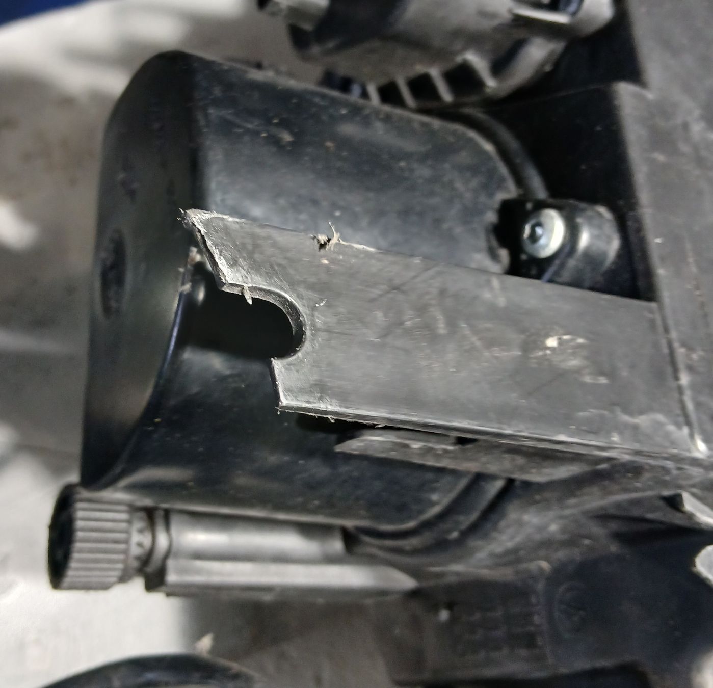 BMW Fari: Phares BMW X5 E53 4.6is – Usato da la heutte venduto da Auto-stock 2