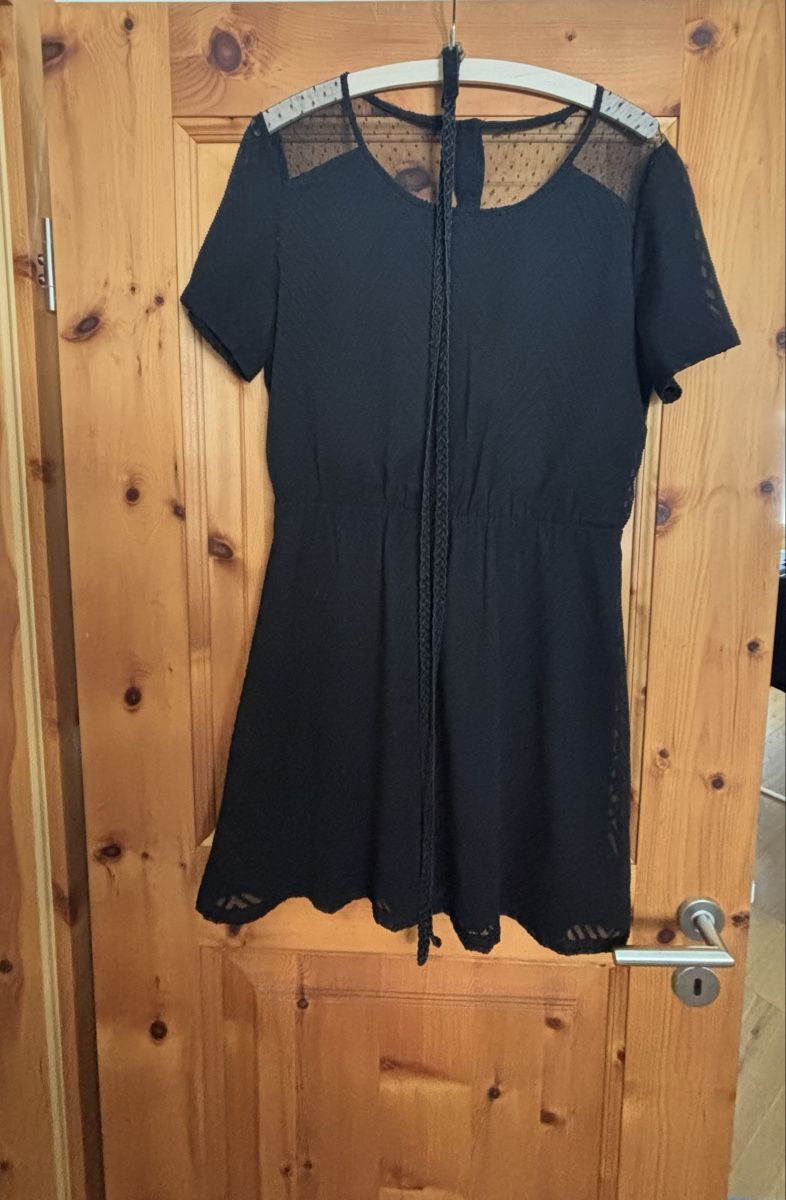 Only Vestiti: Only Kleid in Grösse 40 – Usato da Celerina venduto da Heli87