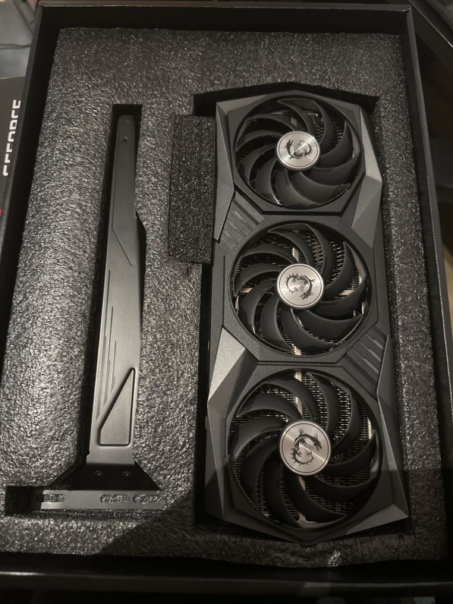 MSI Schede grafiche: MSI GeForce RTX 3070 GAMING X TRIO – Nuovo (secondo la descrizione) da Rüthi (Rheintal) venduto da JakubSutor 1