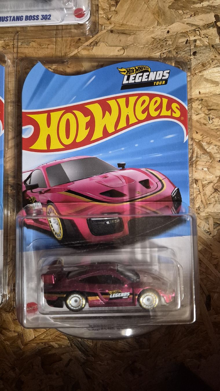 Hot Wheels Modellini d'auto: Hotwheels Legends Tour Trio – Nuovo e nell'imballaggio originale da Jona venduto da Rdiaz77 1