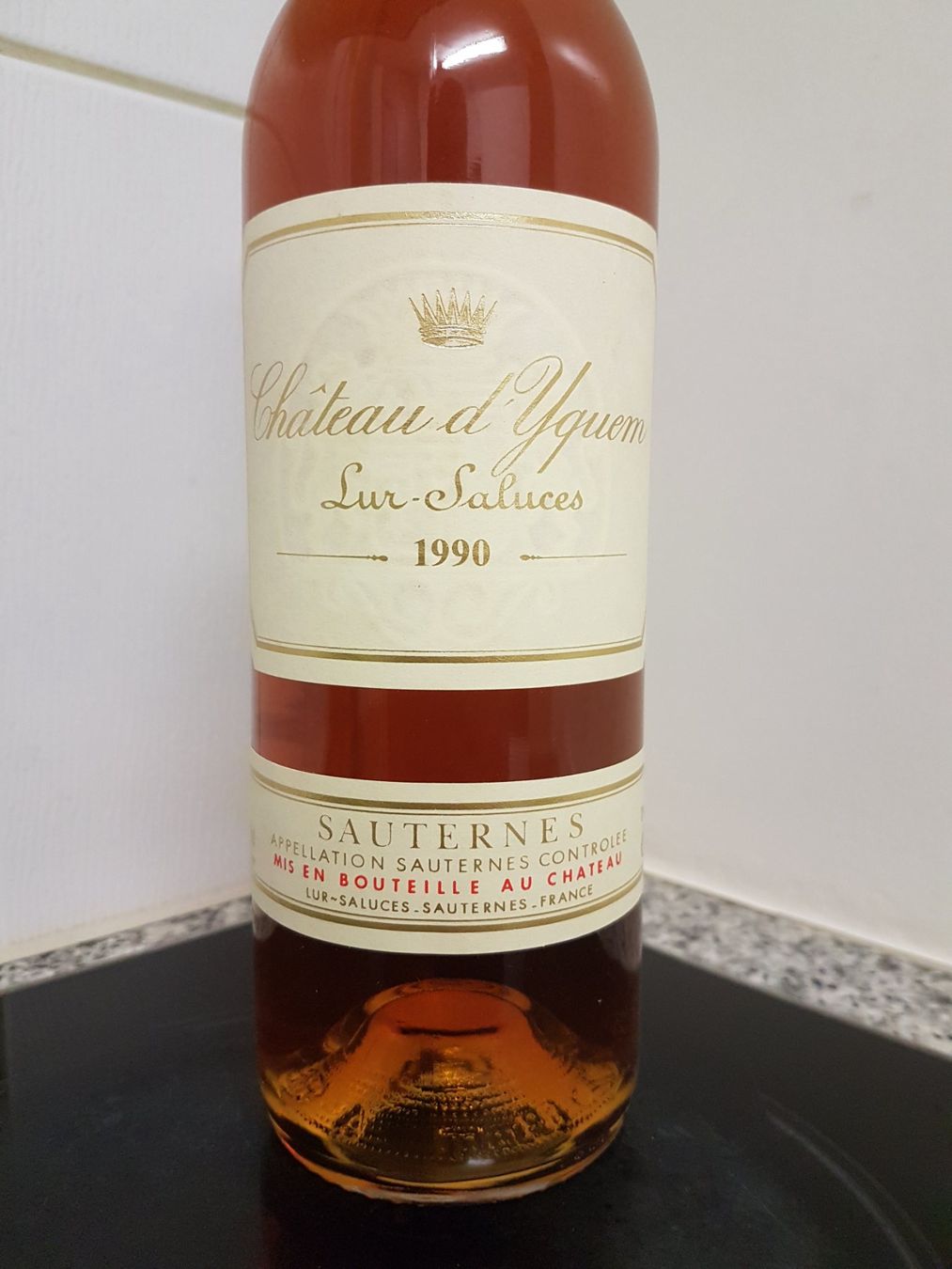 Yquem Vino: Château d'Yquem 1990 – Nuovo (secondo la descrizione) da Grenchen venduto da poggione 1