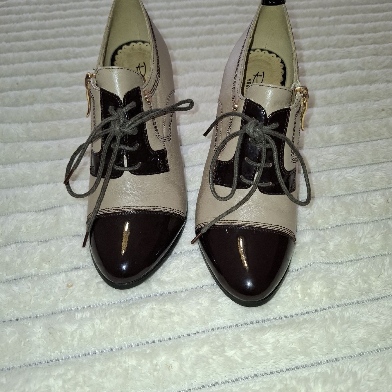 Damenschuhe: Bottines à Talons Beige & Marron Taille 35 – Gebraucht aus Le Locle von QualiteExpress 1