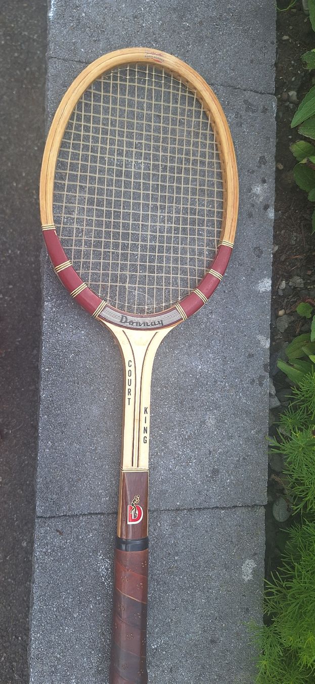 Schläger: 2 antike Tennisschläger – Gebraucht aus Grabs von tschanny 1