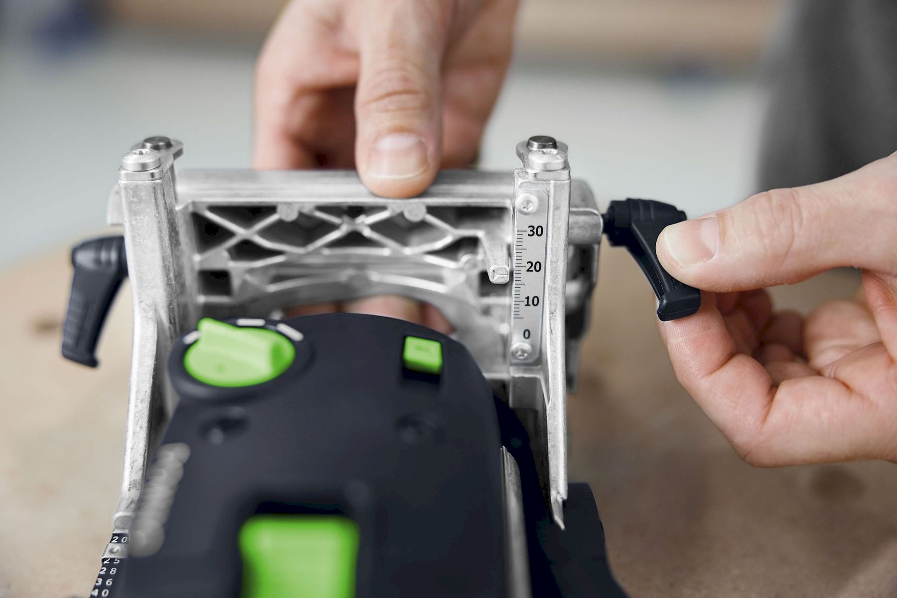 Drehen & Fräsen: Festool DOMINO DF 500 RQ-Plus Dübelfräse – Neu und originalverpackt aus Bottighofen von zaap 6