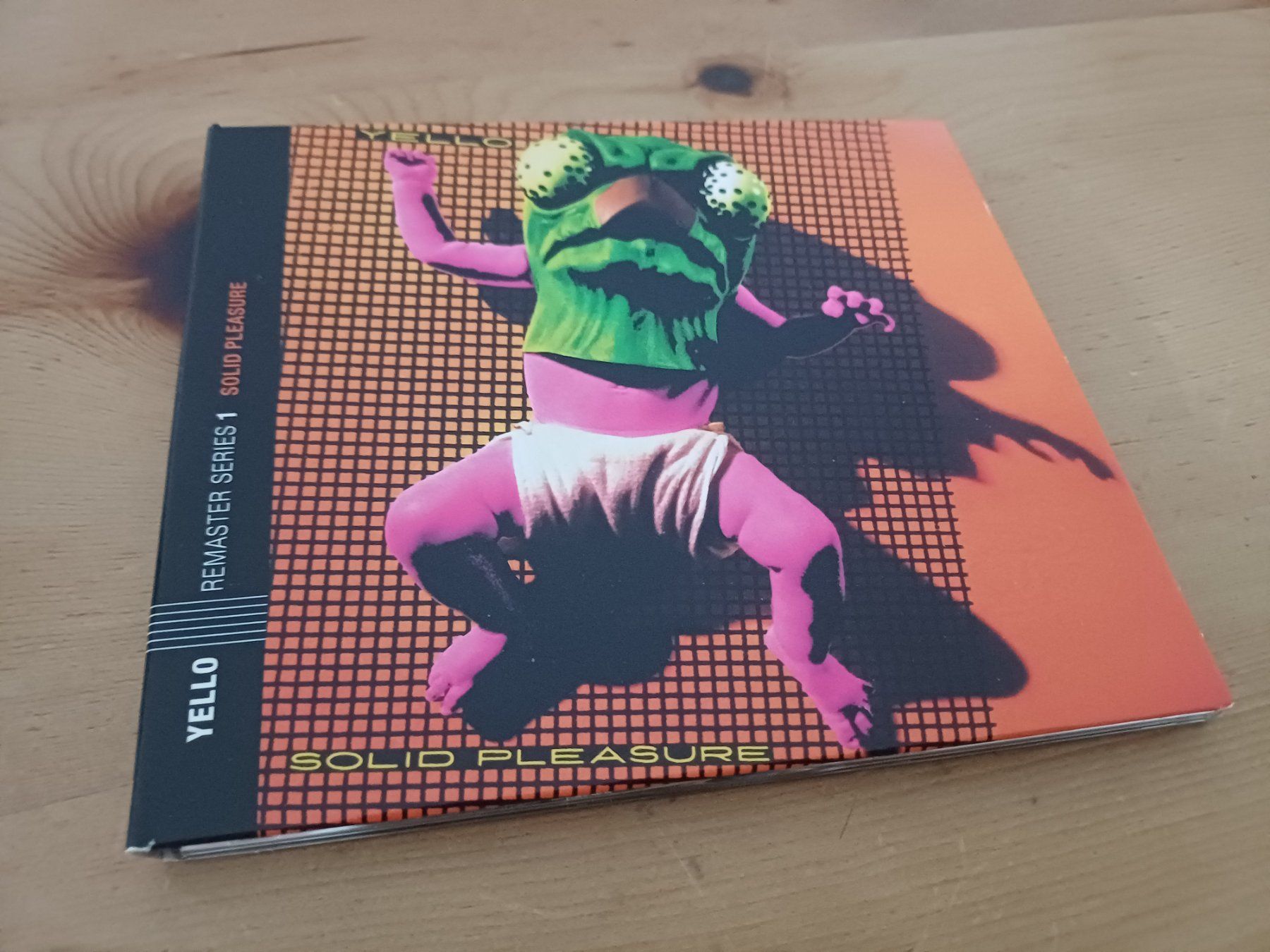 CDs: Yello: Solid Pleasure (Remaster Series) - neuwertig – Gebraucht aus Jona von Rreto71