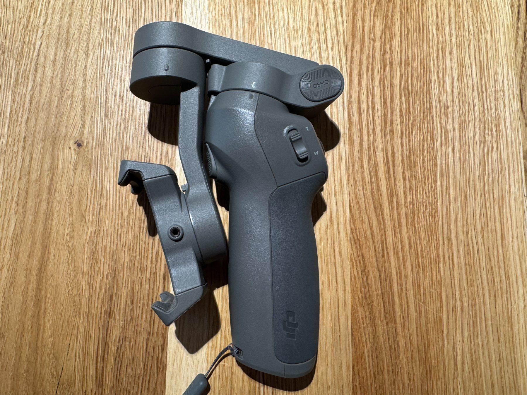 DJI Staffe: Gimbal DJI Osmo Mobile 3 – Usato da Lommis venduto da peanut68 1