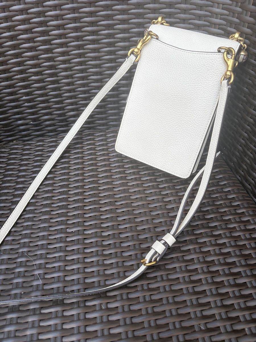 Coach Sacs femmes: Handtasche Coach weiss Leder  – D'occasion à Oberiberg par tschalunbiker 3
