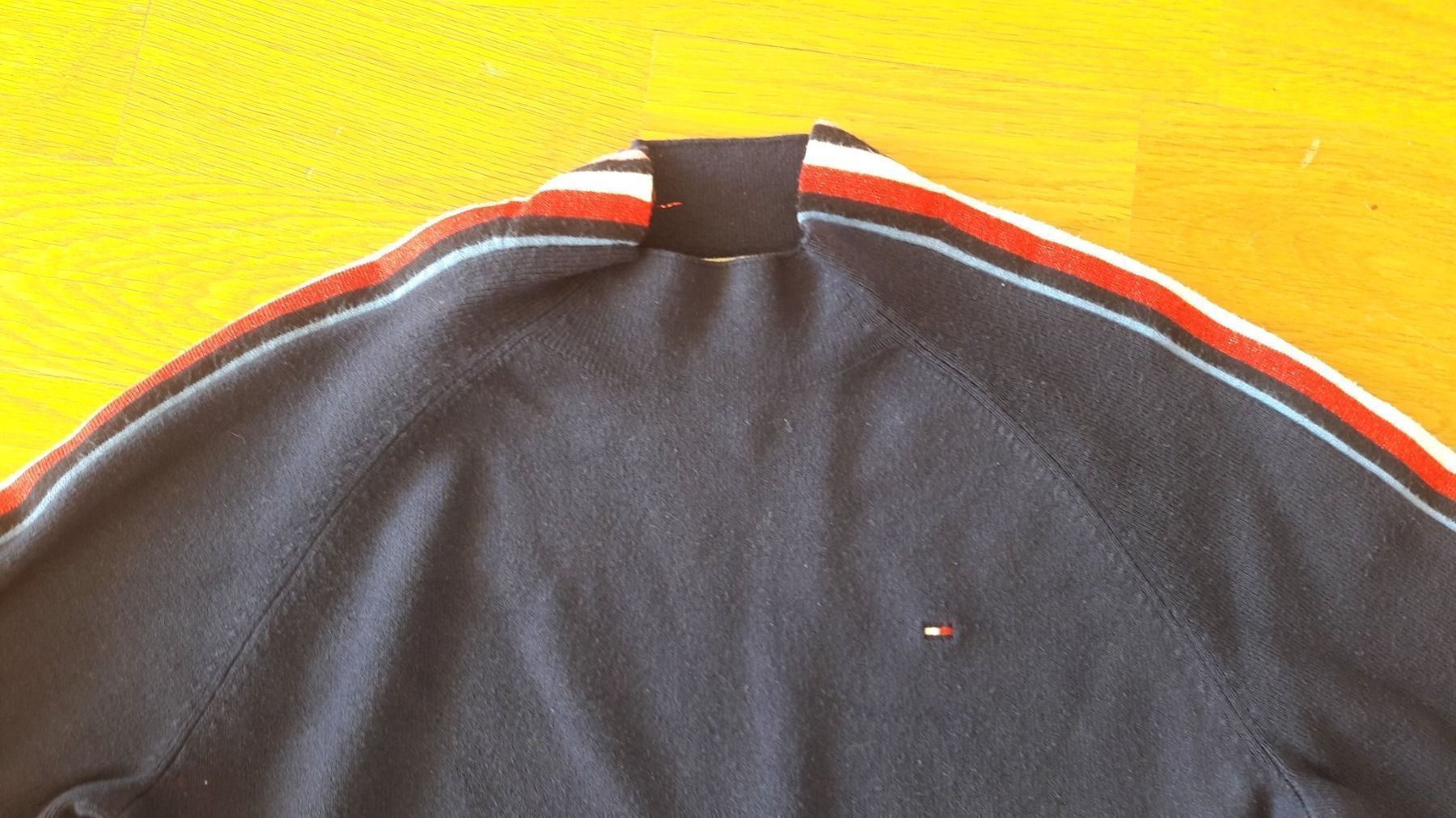 Tommy Hilfiger Maglioni & Felpe: Pullover Pulli Tommy Hilfiger Gr. 128 – Usato da Buchs Sg venduto da Valedi 2
