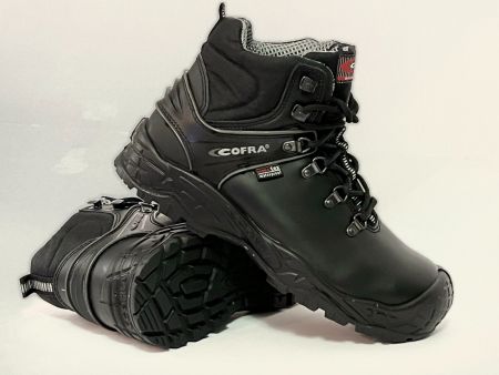 Chaussures de sécurité Cofra ROM2 size43 + gratuite 2 TShirt