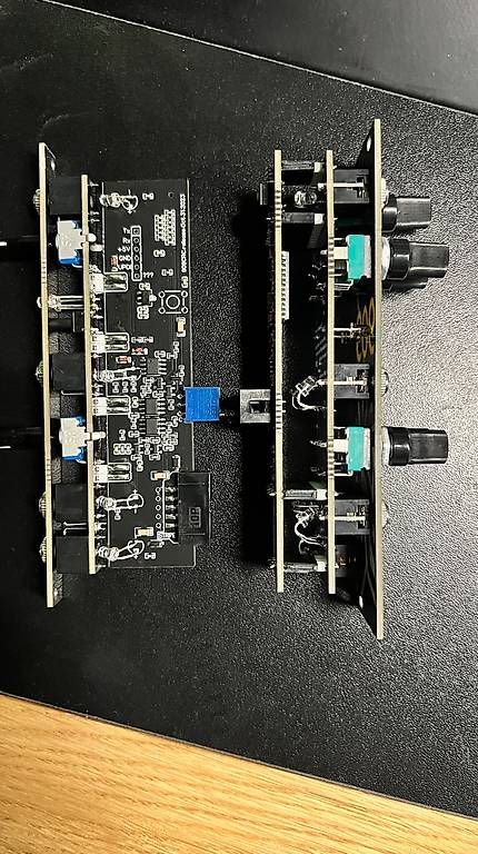 Musikinstrumente: Modular for the Masses - 2x Modules: 909 Hats & 909 CRC – Gebraucht aus Teufen AR von Seantyas 1