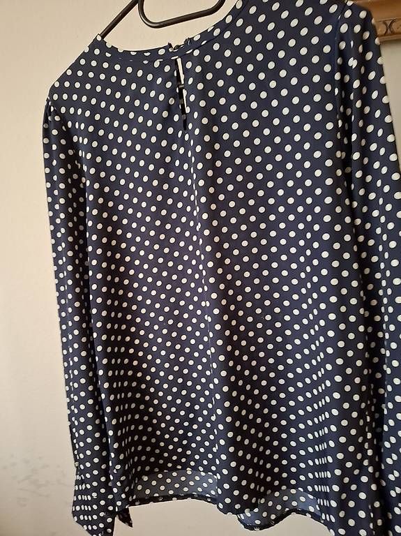 Chemisiers: Damen Bluse  – D'occasion à Birsfelden par Vic_toria 3