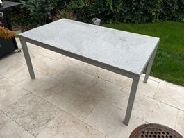 Granit Gartentisch