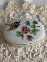 Handbemalte Schmuckdose, Hollóháza Porzellan Ungarn (9x6 cm)