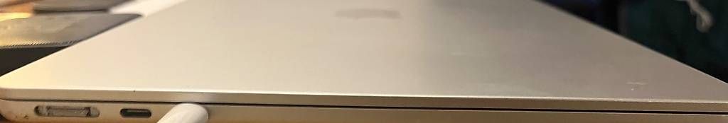 Apple Portables: MacBook Air M4 32gb RAM 10 core GPU und CPU – D'occasion à Leukerbad par lee_knr2 1