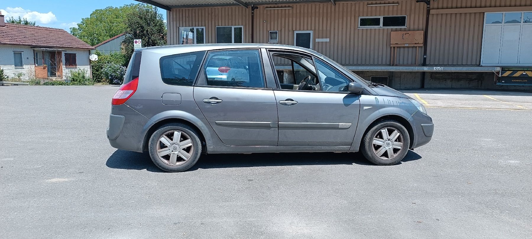 Renault Autos: Renault Scenic 2L Benzin – Gebraucht aus Detligen von Fendt724 2