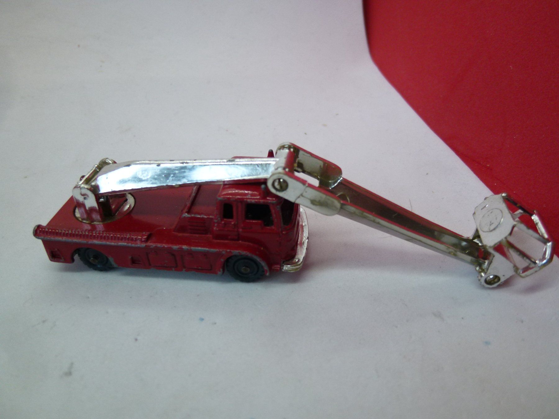 Modellini d'auto: HUSKY - Simon Snorkel Fire Engine - schöner Zustand !! – Usato da Reiden venduto da mondial2 1