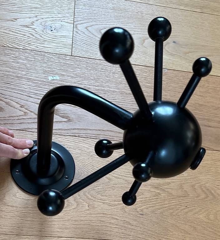 Ikea Garderobe: Sputnik Garderobe – Gebraucht aus Oberaach von sinsemilla13 1