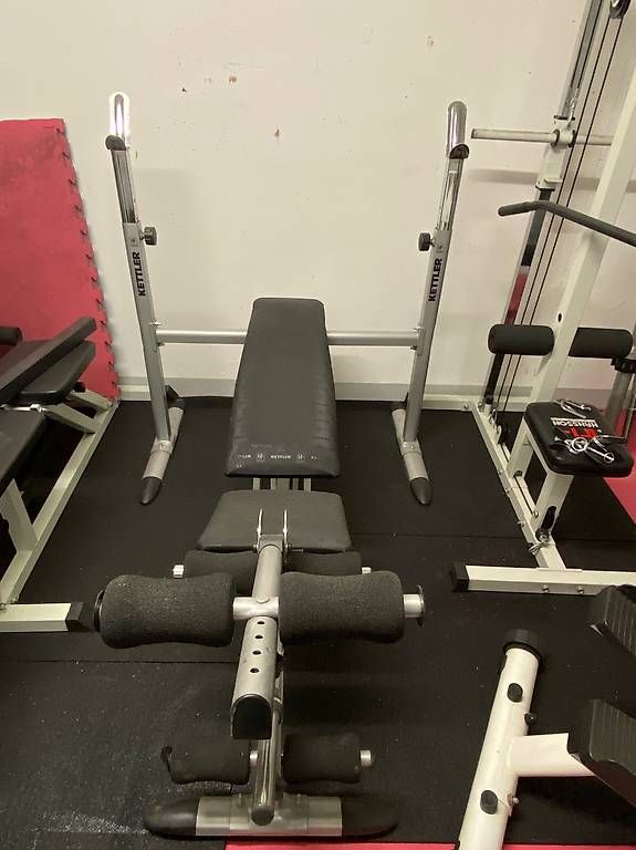 Hometrainer: Fitnessstudio Geräte  – Usato da Speicherschwendi venduto da Supersport 2