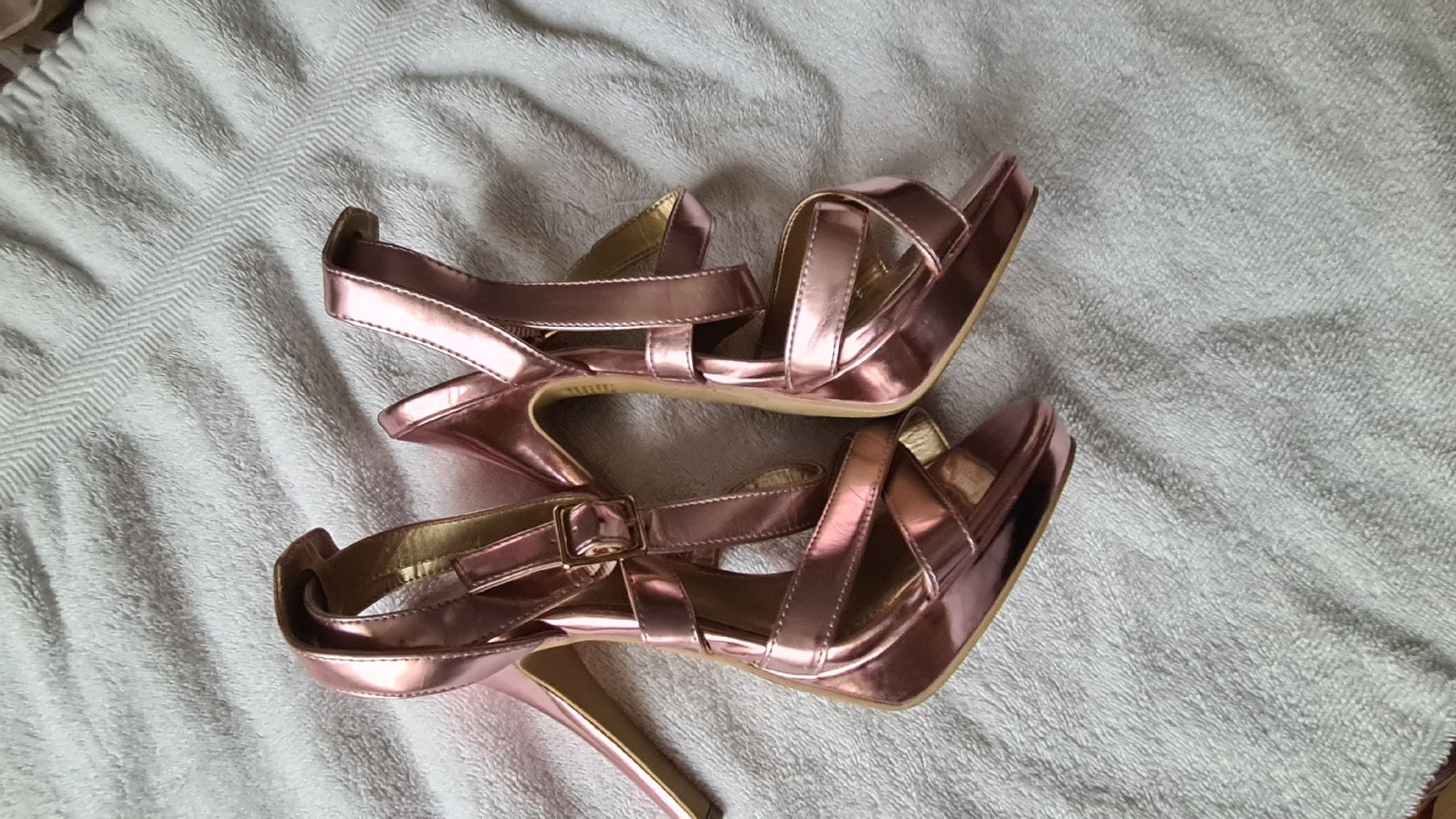 Chaussures femmes: Sandalia – Neuf (Voir description) à Kriens par nello-1 1