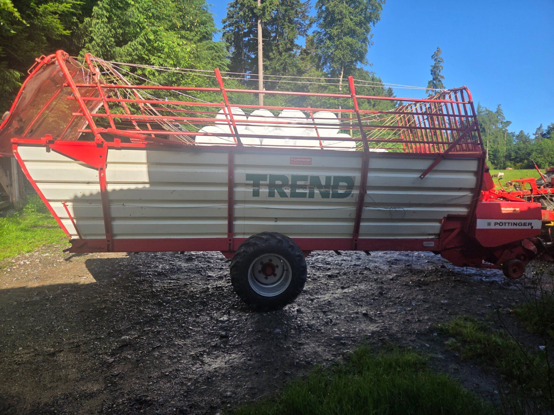 Pöttinger Rimorchi: Ladewagen Pöttinger Trend 2 – Usato da Unterkulm venduto da nee_tk5v 2