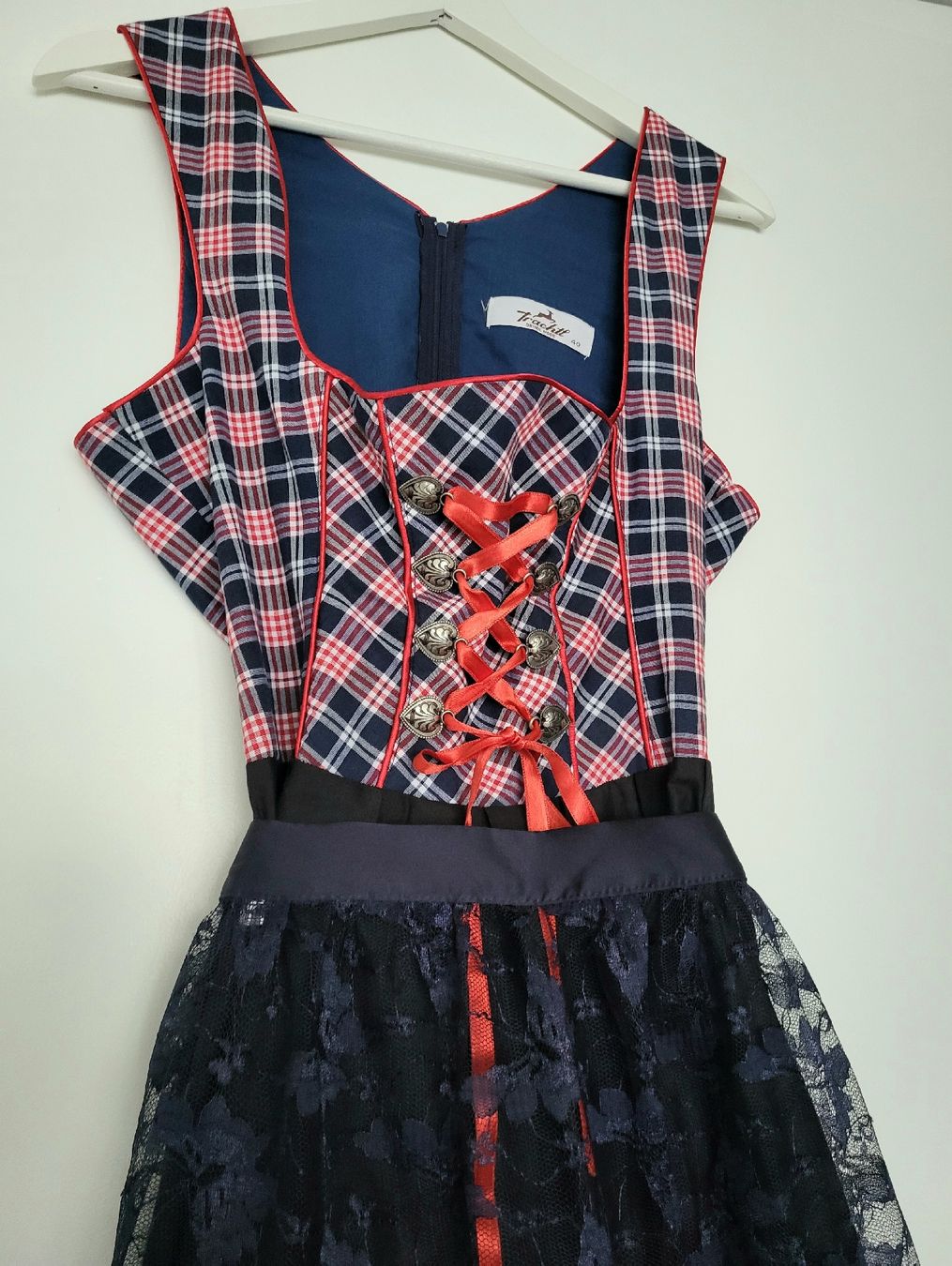Vestiti: WIE NEU: Dirndl - Gr. 40 – Nuovo (secondo la descrizione) da Ittigen venduto da Lorena_G 1