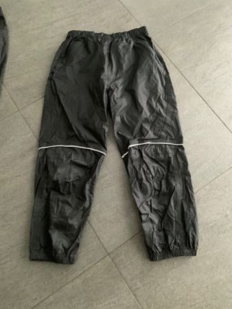 Regenhose schwarz 146/152