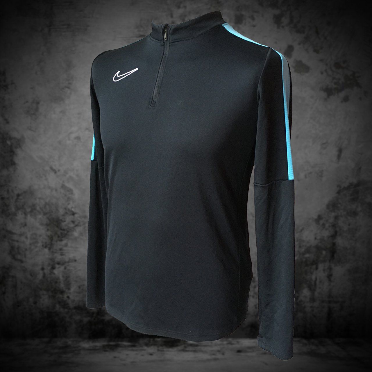 Nike Maglioni & Felpe: Pull Nike Dri-Fit Black Boy XL 158-170 cm – Usato da Genève venduto da ang_7j7j
