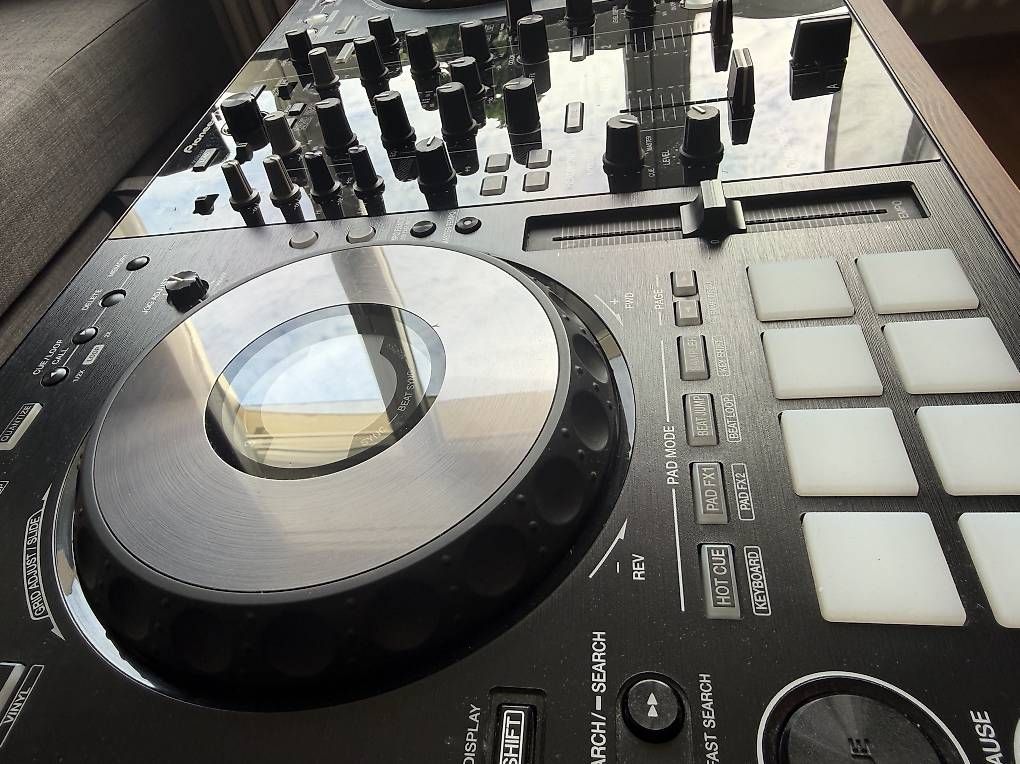 Platines de mixage: Pioneer DDJ-800 DJ-Controller – D'occasion à Basel par czw_v5cp 1