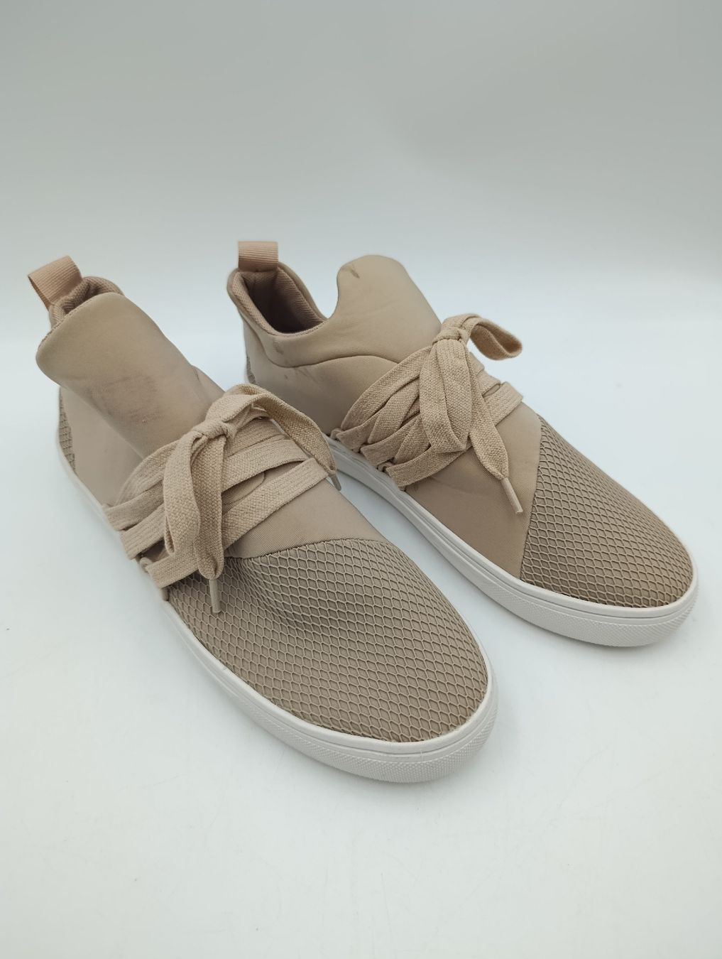 Steve Madden Scarpe da donna: Steve Madden Sneaker Lancer 9, Beige Gr. 39/40  – Usato da Wil SG venduto da Donaldus 1