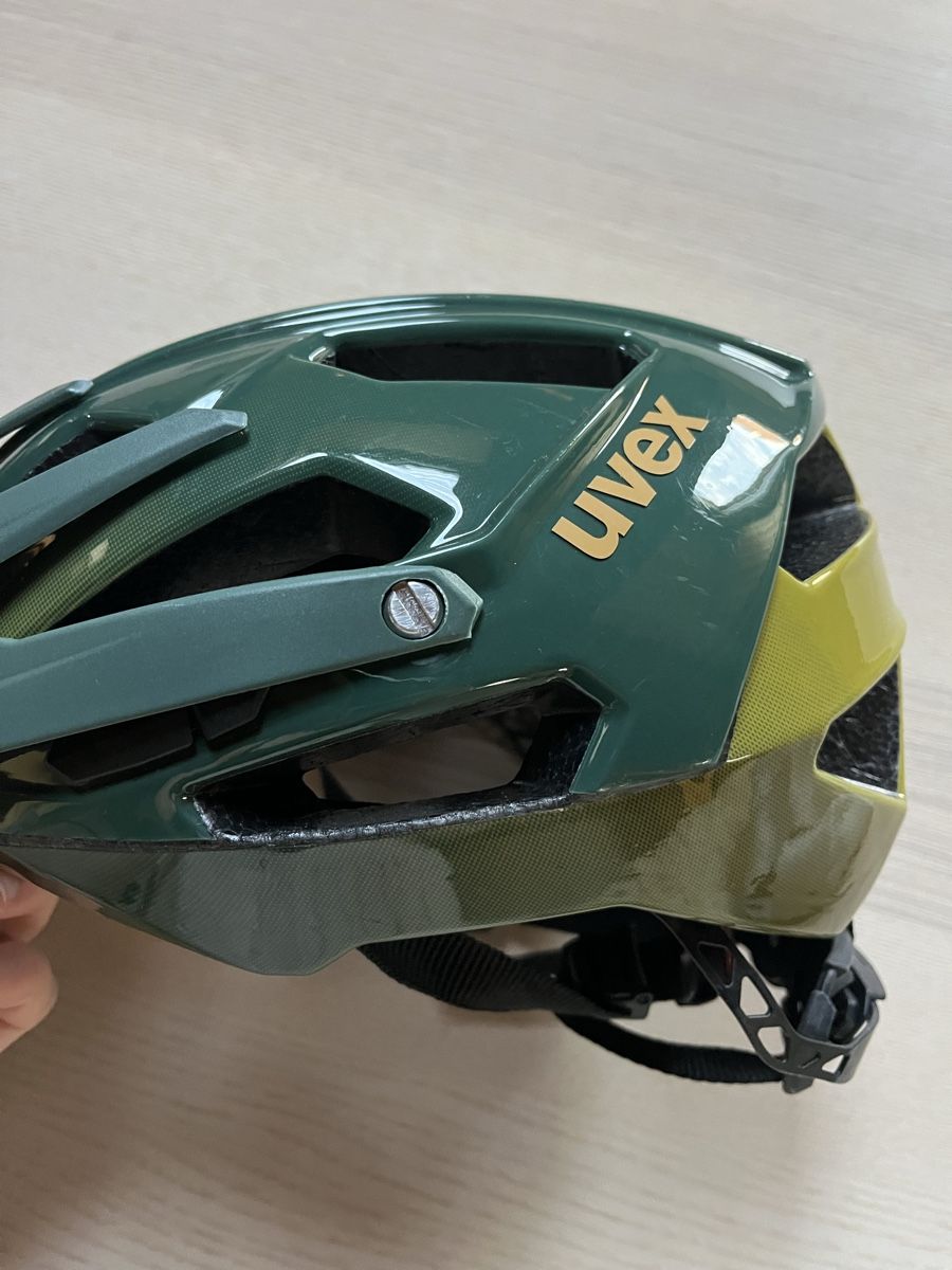 Uvex Caschi: Uvex Velohelm – Usato da Bern venduto da fel_r5br 2