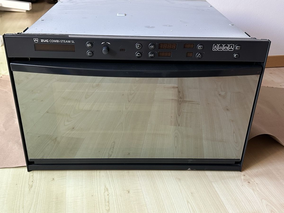 V-Zug Elettrodomestici da cucina: VZug Combi-Steam SL – Usato da Trimbach venduto da Role81