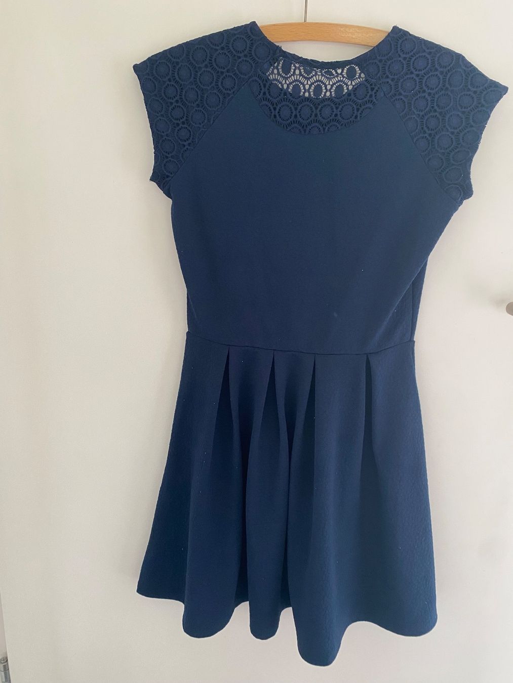 C&A Vestiti & Gonne: Abendkleid Mädchen – Nuovo (secondo la descrizione) da Riedholz venduto da lenibeni03 2