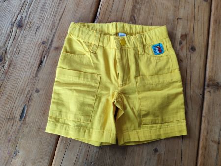 NEU_Kinder Hose (knielang)_ 2 Jahre in gelb von "tuc tuc"