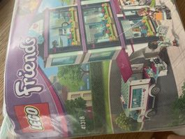 LEGO Friends 41318 – Heartlake Krankenhaus