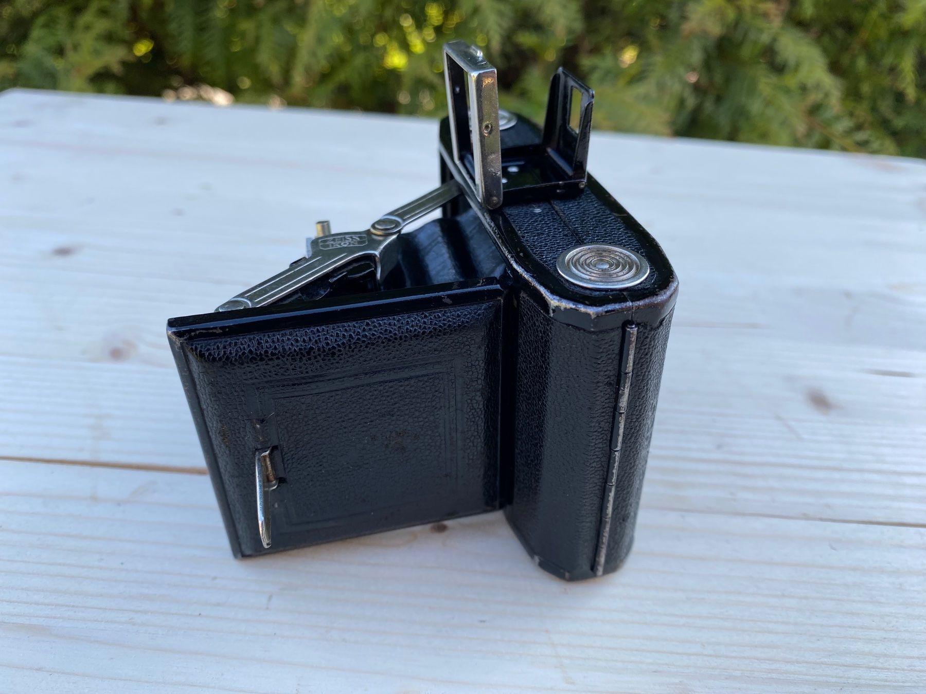 Zeiss Fotocamera: Zeiss Ikon Ikonta Kamera – Usato da Feldbach venduto da Olive1 3