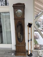 Antike Standuhr, wunderschön und funktioniert!
