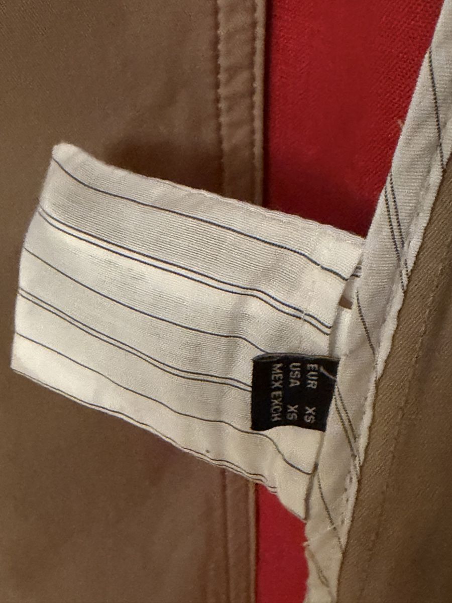 Massimo Dutti Cappotti: Trench coat Massimo Dutti – Usato da Zürich venduto da ali_bb9z 2