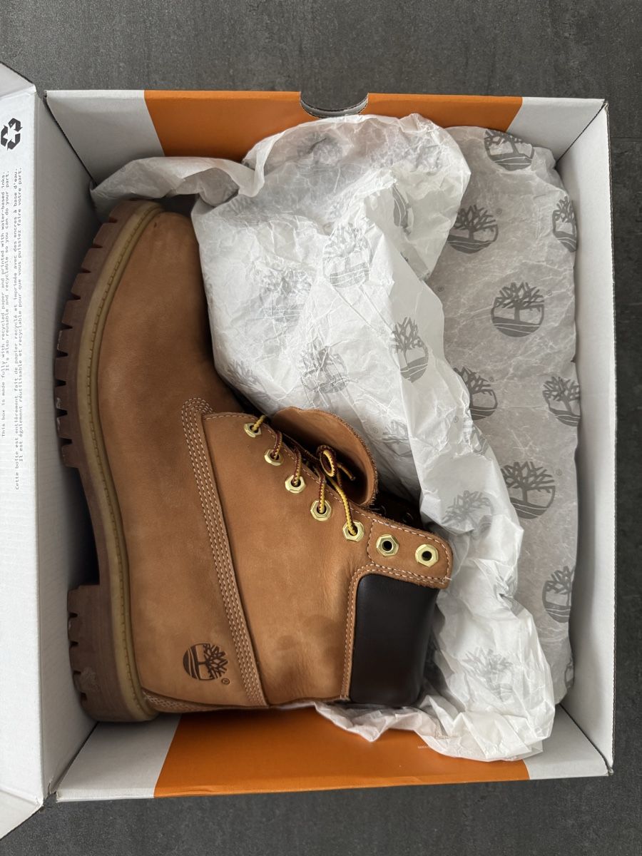 Timberland Scarpe da uomo: TIMBERLAND PREMIUM 6 INCH BOOT – Usato da Jona venduto da jon_m9hx 4