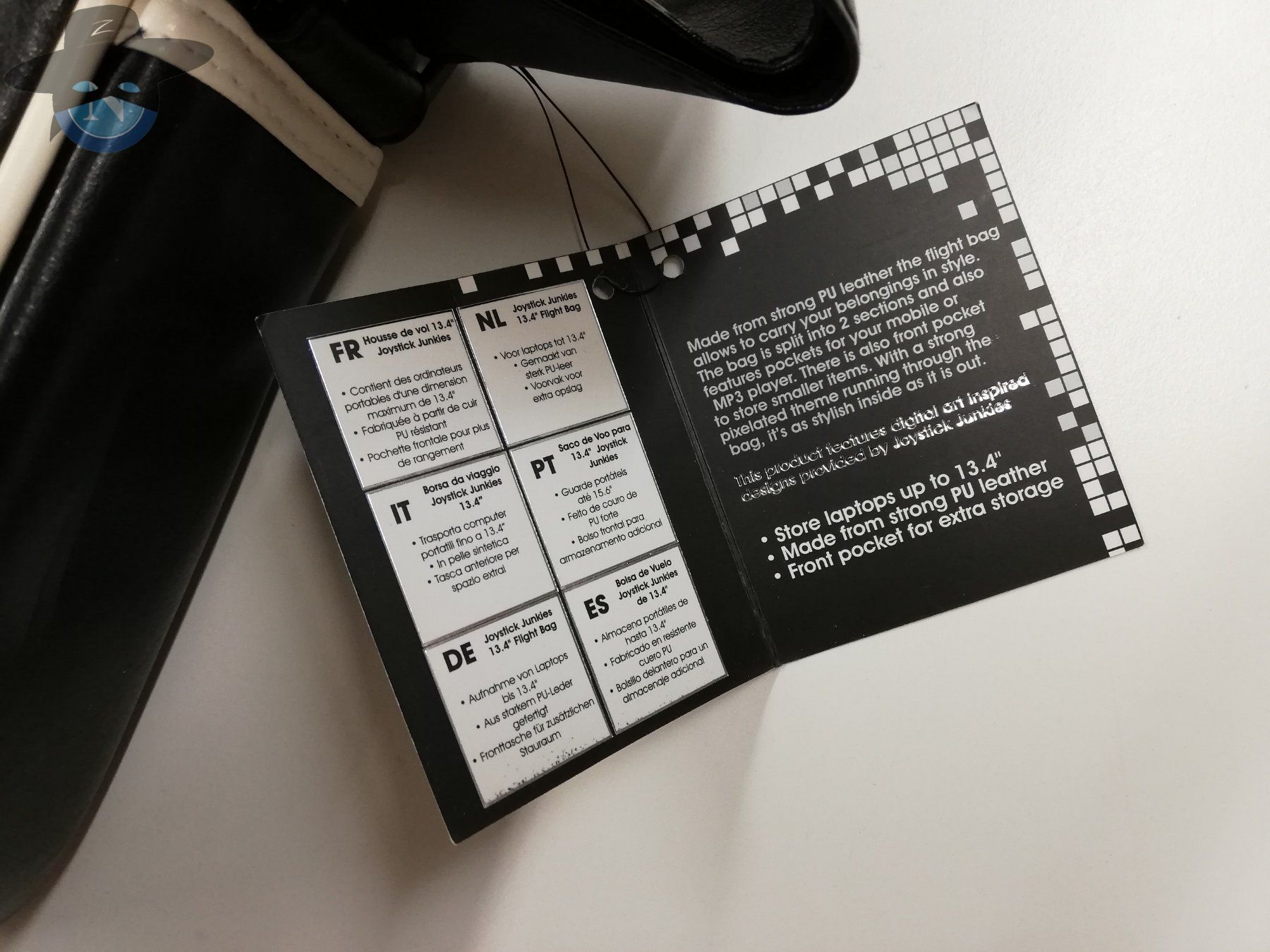 Sony Giochi: Space Invaders - Flight bag von Joystick Junkies / NEU – Nuovo (secondo la descrizione) da St. Gallen venduto da zorro_dc 2