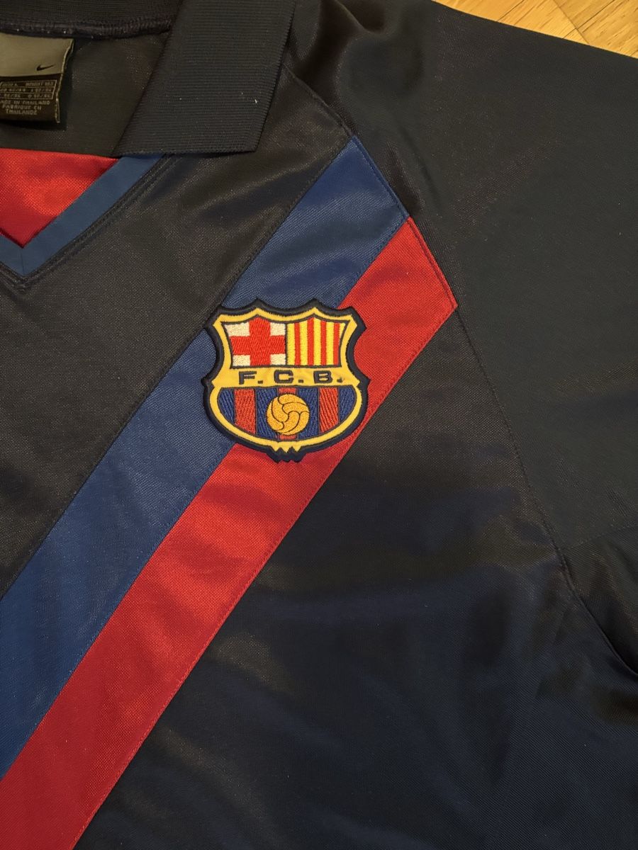 Nike Canottiere & Pantaloni: FC Barcelona Trikot Ronaldinho – Usato da Zürich venduto da ChampShirts 4