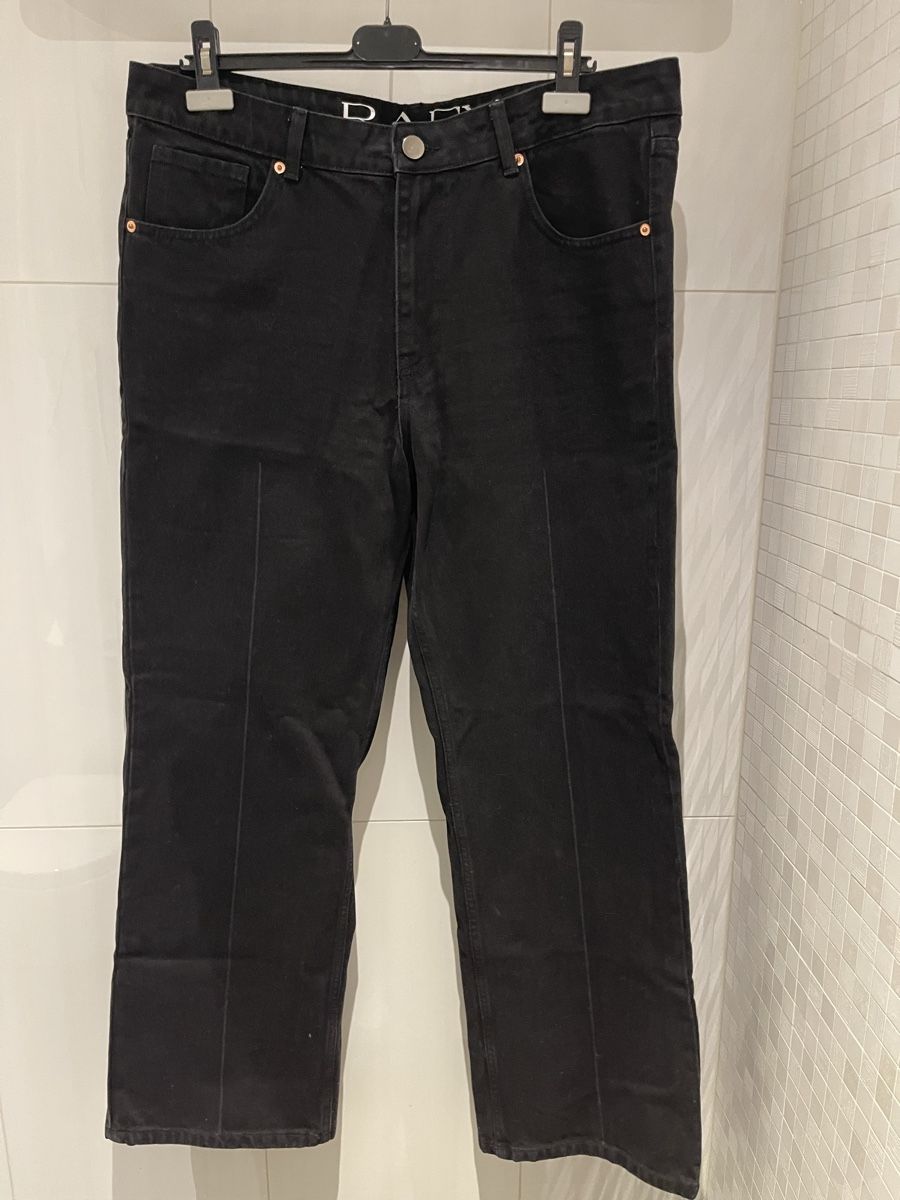 Jeans: Schwarze RAEY Jeans – Usato da Mauren venduto da toppiloppi