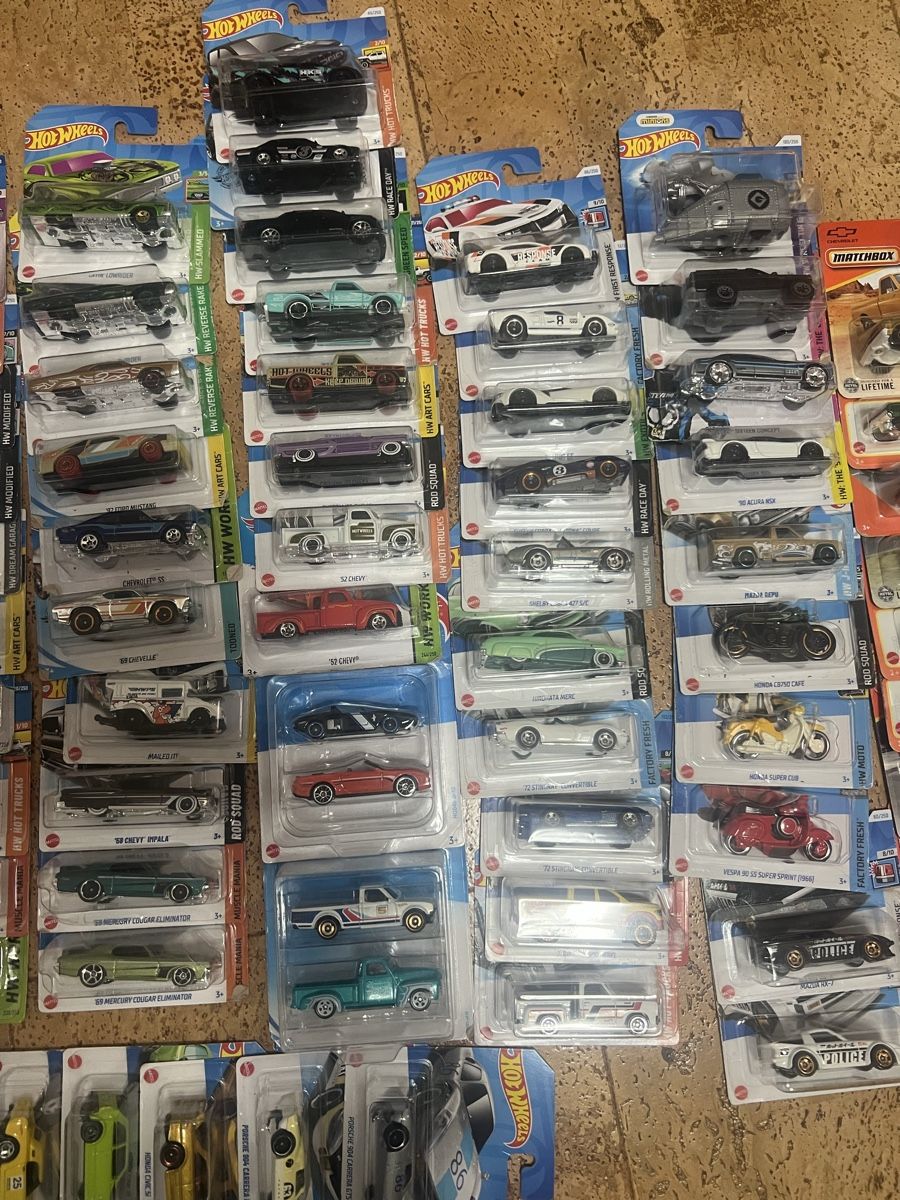 Hot Wheels Modellautos: 100x Hot Wheels Sammlung/Konvolut – Neu (gemäss Beschreibung) aus Uhwiesen von maflo2 2