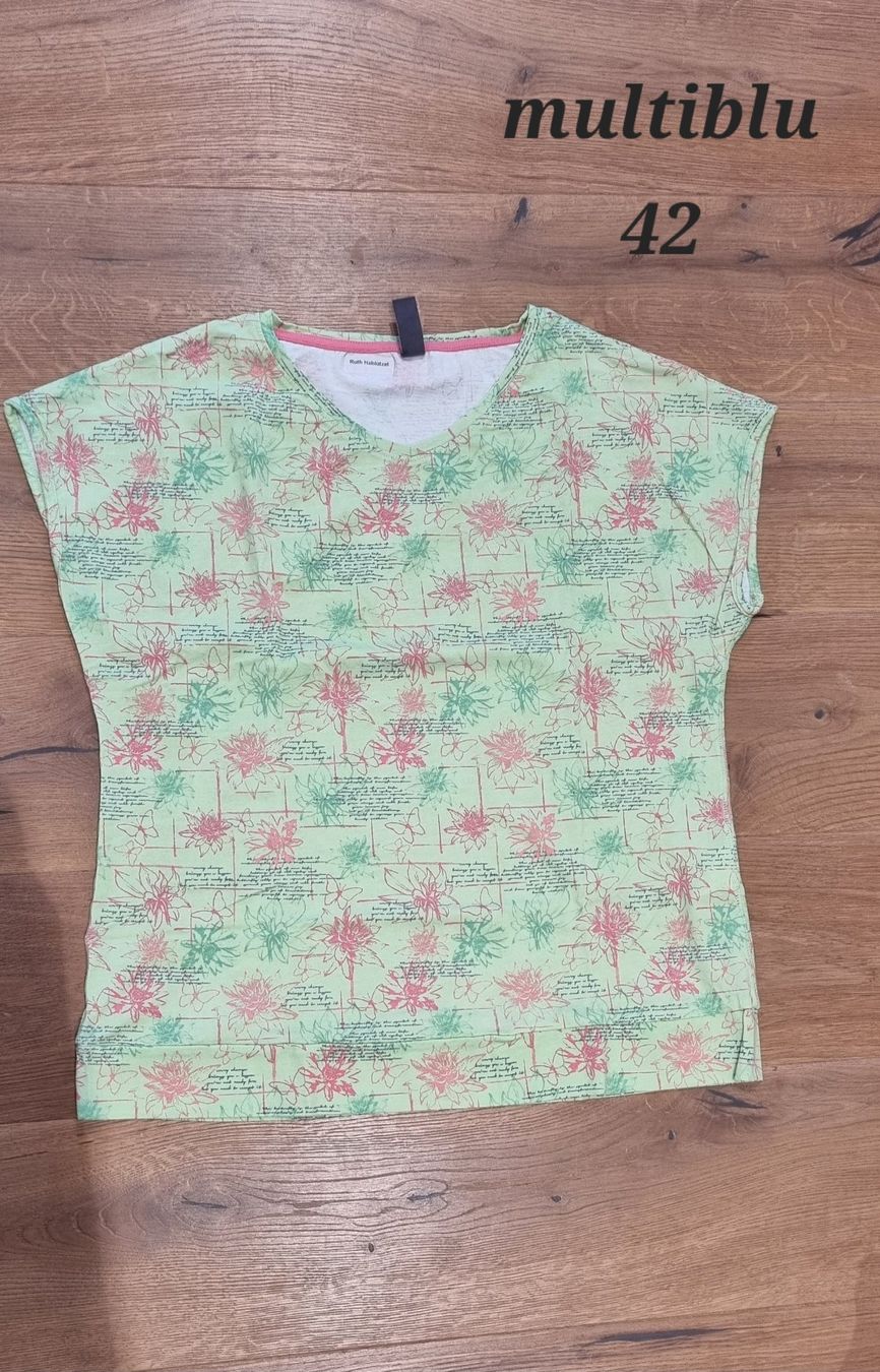 T-shirt: Sommerliches Shirt Multiblu Gr. 42 – Usato da Niederglatt ZH venduto da Carbon88