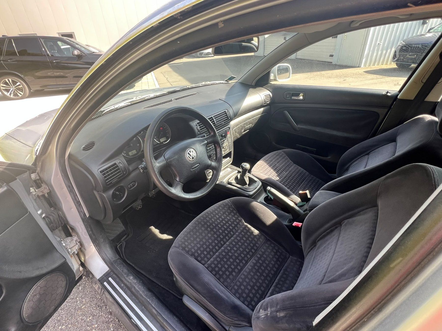VW Autos: VW Passat 1.9 TDI – Gebraucht aus Jona von Tupi2 5