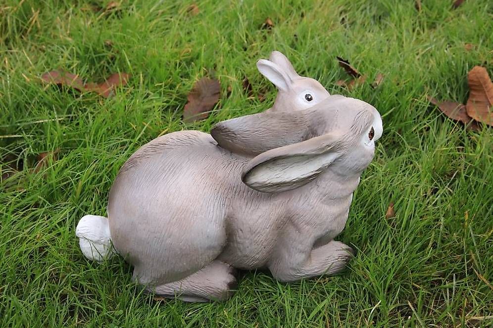 Alle Dekorationen: Lapin avec bb en résine ht 23 cm – Gebraucht aus courtételle von capsule05 1