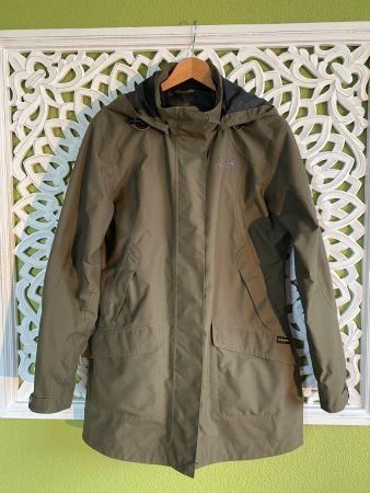 Jack Wolfskin Jacke olivgrün gebraucht guter Zustand