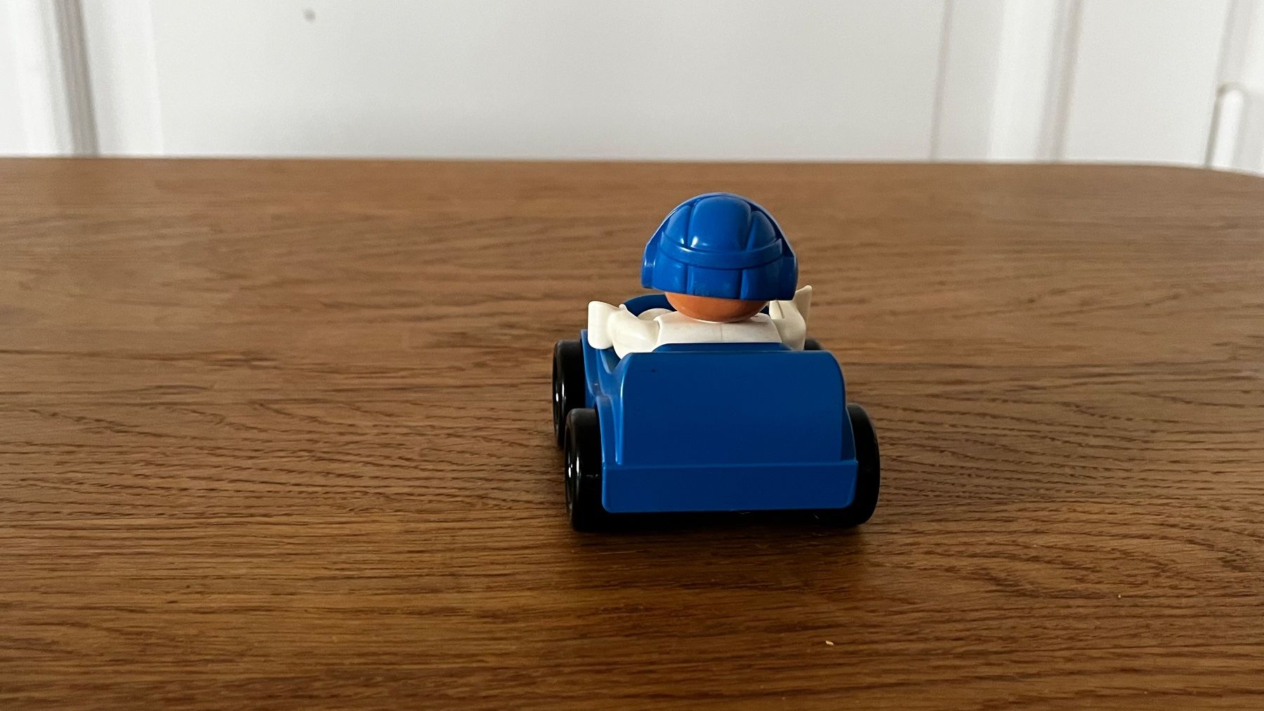 Lego Statuette: LEGO Duplo Rennfahrer Rennauto Auto – Usato da Ennetbaden venduto da teo_yg9s 2