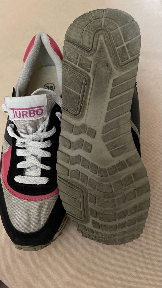 Scarpe da donna: Turbo Turnschuhe / Sneaker, Gr. 36 – Usato da Suhr venduto da Niti66 2